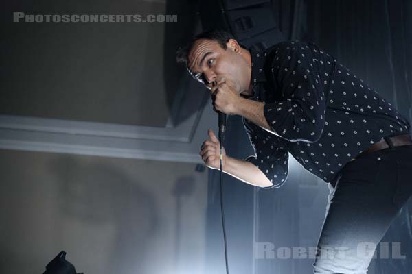 FUTURE ISLANDS - 2017-05-09 - PARIS - Elysee Montmartre - 